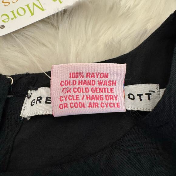 Gretchen Scott Designs Black Floral Lace Sleeveless Shift Dress Small NWT - Picture 8 of 11